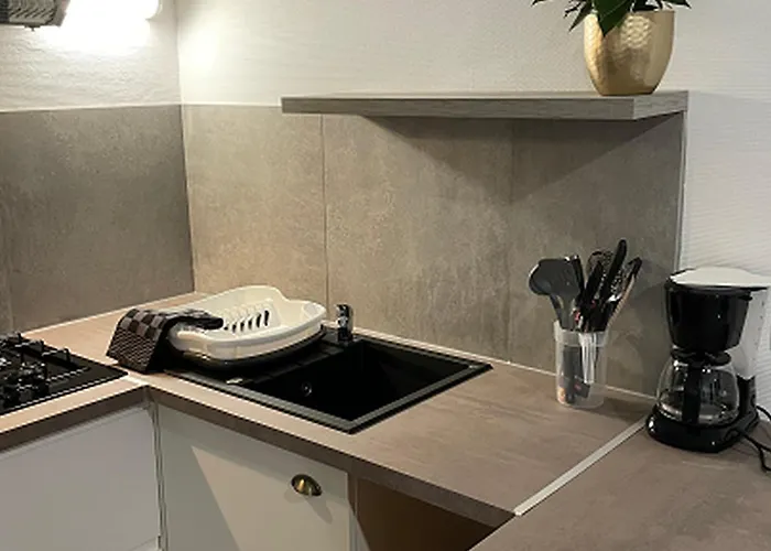 Confortable - 4 Pers. - Api-1-52-2047 Kemp *